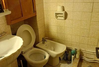 Apartament cu 3 camere decomandat în George Enescu - 1