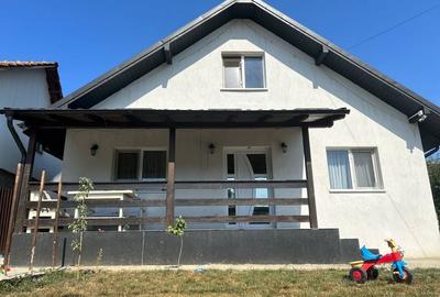 Casă cu 3 camere în Muntenii de Sus - 1
