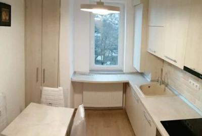 Apartament 3 camere decomandat – Nicolina (Prima statie), 70 mp, etaj 2/4 - 2
