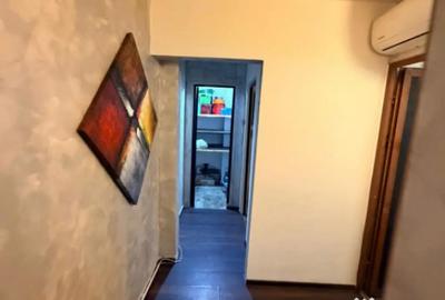 Apartament cu 2 camere decomandat în CET - 2