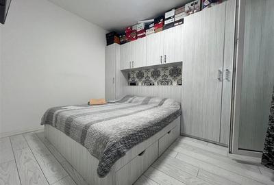 Apartament cu 3 camere semidecomandat în Nufărul - 1