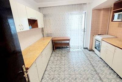 Apartament cu 3 camere decomandat în Cug - 1