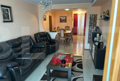 Apartament 4 camere decomandat zona Primaverii
