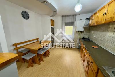 Apartament cu 2 camere decomandat, mobilat în Vasile Aaron - 3