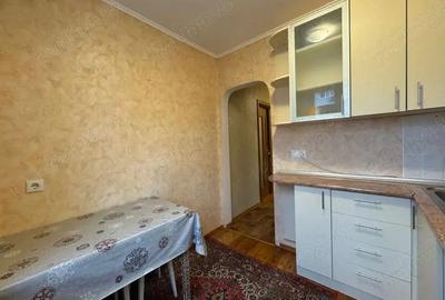 Apartament modest de vanzare zona Sagului - 2