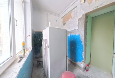 Muncii - Basarabia - Bloc mixt -Garsoniera cu boxa - etj 2 - 5