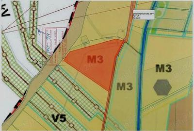 Teren de 45770 mp, în Stupini