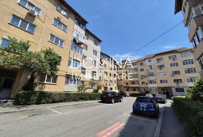 Apartament cu 3 camere decomandat în Central - 1