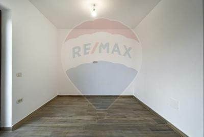 Casă cu 4 camere cu Teren 252 Mp în Tărlungeni - 42