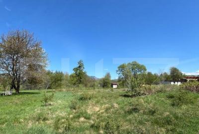 Teren de 3000 mp, în Central