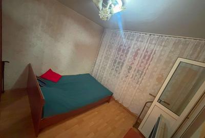 De vanzare apartament 3 camere zona Titan-Auchan, 2 bai, etaj 6/8, bloc 1980 - 2