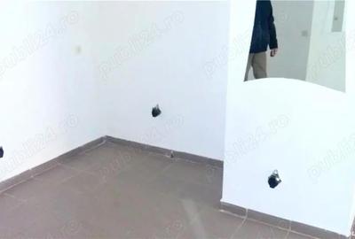 Spațiu comercial, de 45 mp, în Semicentral - 2