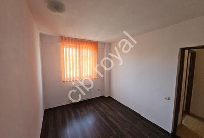 Vând apt. 3 cam. Apusului-Militari,Str. Schiorilor,bl. 2011, 15min. metrou Pacii - 6