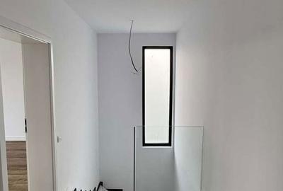 Casă cu 4 camere cu Teren 300 Mp în Tunari - 4