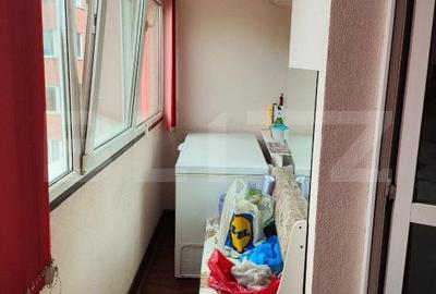 Apartament cu 4 camere, 2 bai, 2 balcoane, 92 mp, loc de parcare, zona Astra - 4