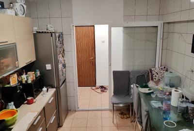 Parcul Sebastian,bl.1988,p/8,decomandat,2 bai,geam la baie,loc parcare,Amenajat - 6