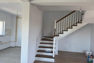 Duplex cu 5 camere cu Teren 350 Mp în Giarmata - 7