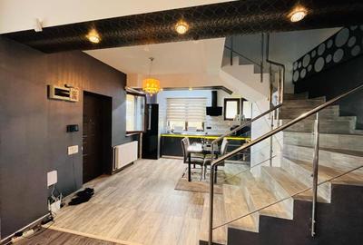 Duplex cu 4 camere cu Canalizare în Palazu Mare - 12