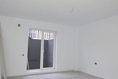 Apartament  cu balcon, demisol – construcție nouă-acces strada principala - 4