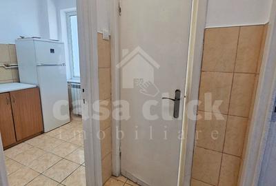 Apartament cu 3 camere decomandat în Central - 11