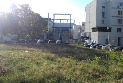 Teren Construcții intravilan de 863 mp, în - 3