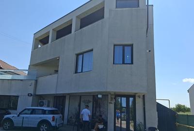Apartament cu 3 camere în Brăilei - 13