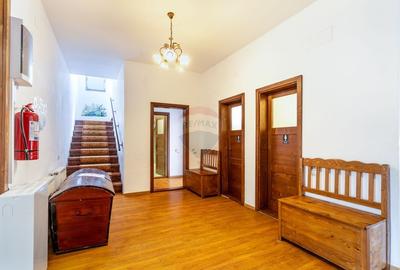 Casă cu 7 camere cu Teren 1300 Mp în Beliș - 12