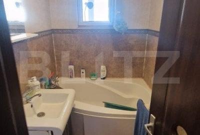 Apartament 3 camere Codlea , 60 mp cu balcon si parcare - 9