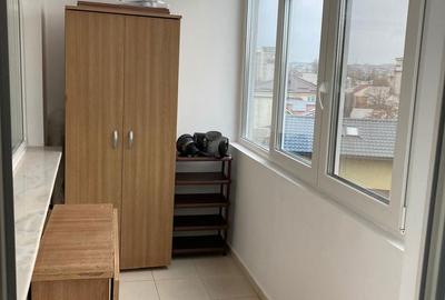Apartament cu 2 camere decomandat în Tomis II