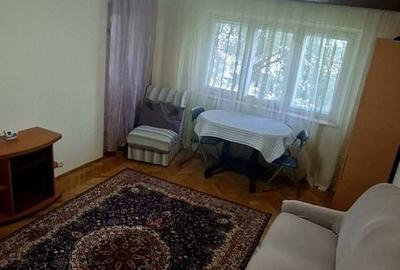 Apartament cu 2 camere decomandat în Eremia