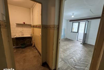 Apartament cu 2 camere decomandat în Progresul II