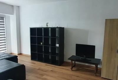 Garsonieră decomandată în Văcăresti - 1