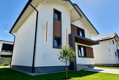 Casă individuală cu 4 camere cu Teren 260 Mp în Berceni - 1