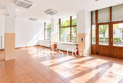 Spațiu comercial, de 100 mp, în Valea Aurie