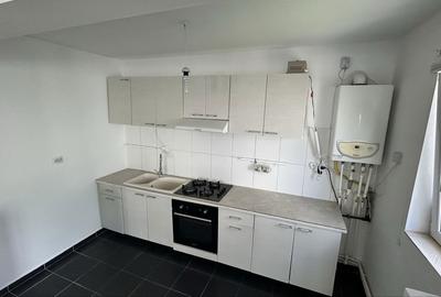 Casă cu 3 camere în Năvodari - 2