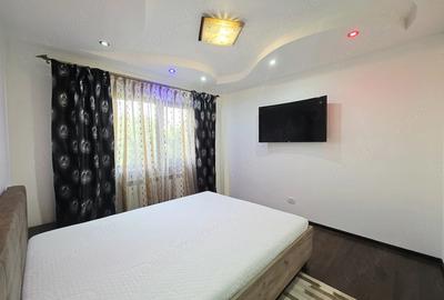 Apartament cu 2 camere decomandat în Micro 17