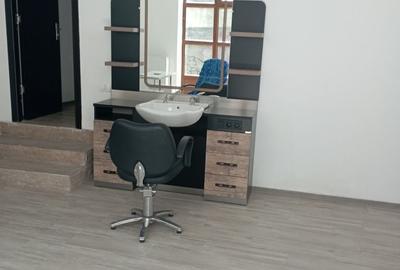 Casă cu 4 camere în Central - 6