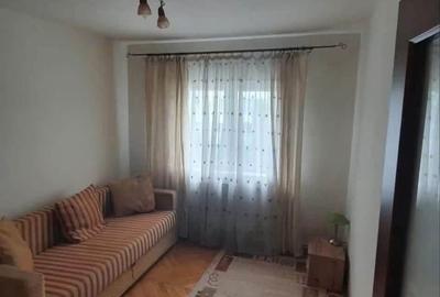 Apartament cu 3 camere decomandat în Mărăști