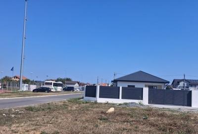 Casă cu 3 camere în Cumpăna