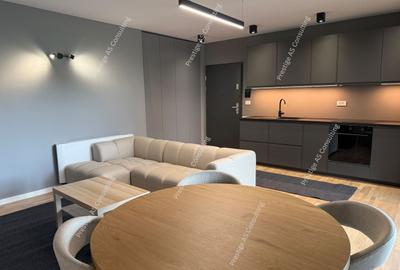Apartament cu 3 camere semidecomandat, mobilat în Aradului