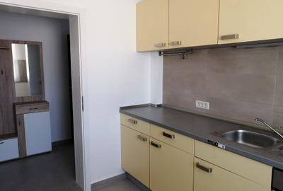 Apartament cu 2 camere decomandat în Giroc