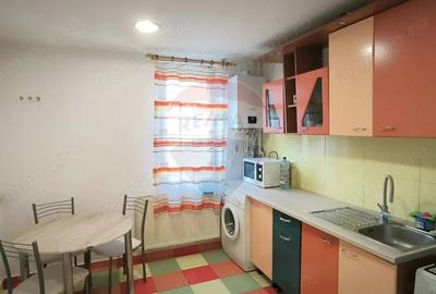 Apartament cu 3 camere semidecomandat în Mediaș - 10