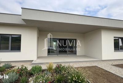 Casă cu 4 camere cu Teren 690 Mp în Central - 2