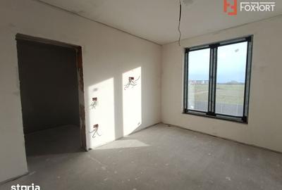 Casă cu 3 camere cu Teren 200 Mp în Ciarda Roșie