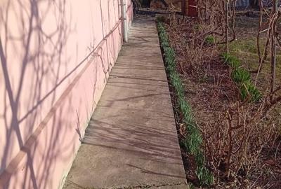 Duplex cu 3 camere cu Canalizare în 1 Decembrie - 12