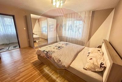 Casă cu Teren 680 Mp în Vest - 2