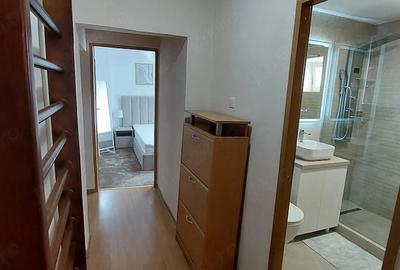 Apartament cu 3 camere decomandat în Calea Moldovei - 1