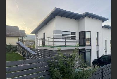 Casă cu 5 camere cu Teren 252 Mp în Porolissum - 7