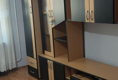 Apartament cu 2 camere decomandat în Obor