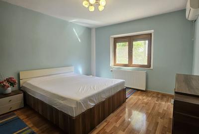 Apartament cu 3 camere decomandat în Cantemir - 3
